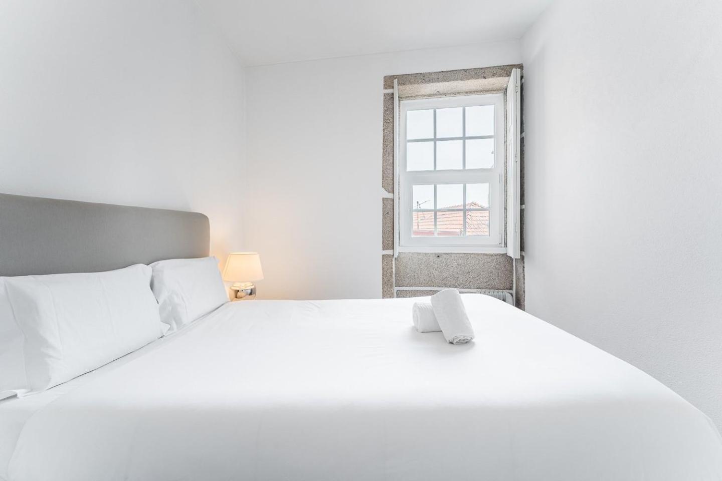 Guestready - Modern Duplex, Neo-Classical Building OOporto Extérieur photo